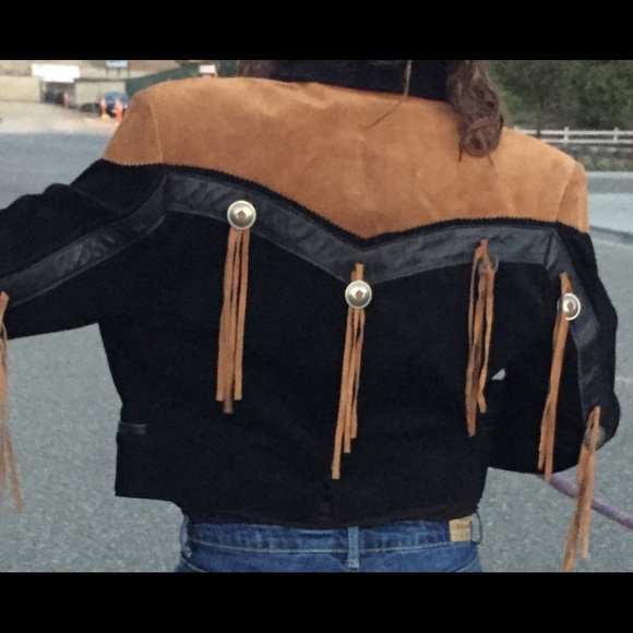 Sold - Picture 3 of 5